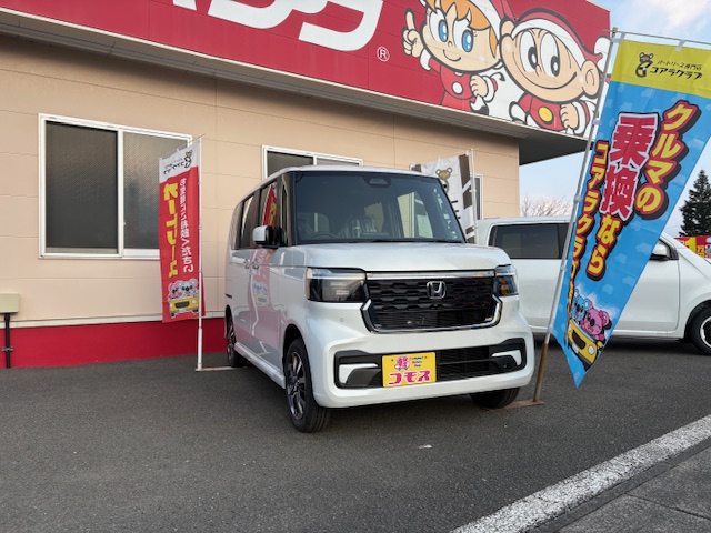 最新入庫情報✨ N-BOX 4WD　パールホワイト色