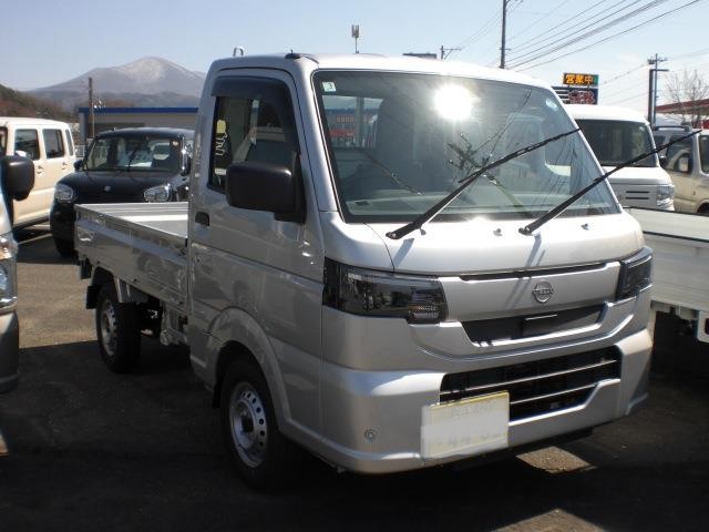 NT100クリッパー登場！
　DX ４AT ４WD [遠野店展示]